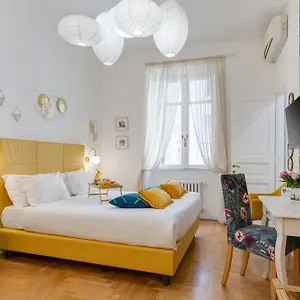 Maison Vantaggio Rome